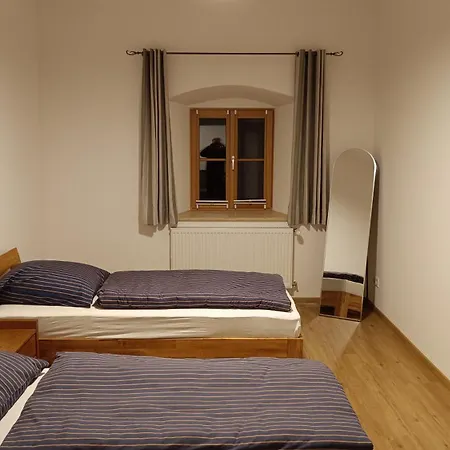 Apartman Zur Post 1 *